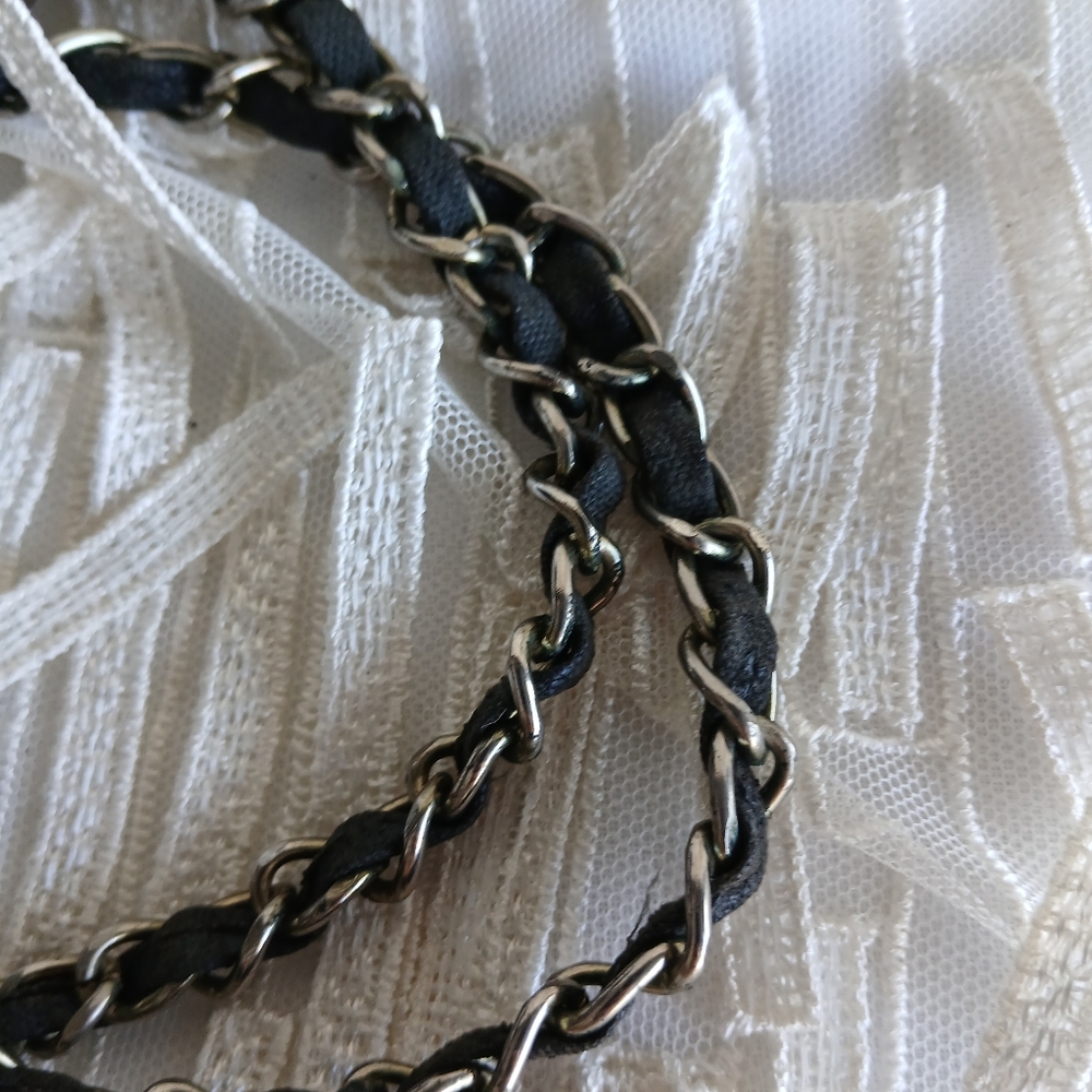 Chanel 80's Bucket Bag - Picture 12 of 16